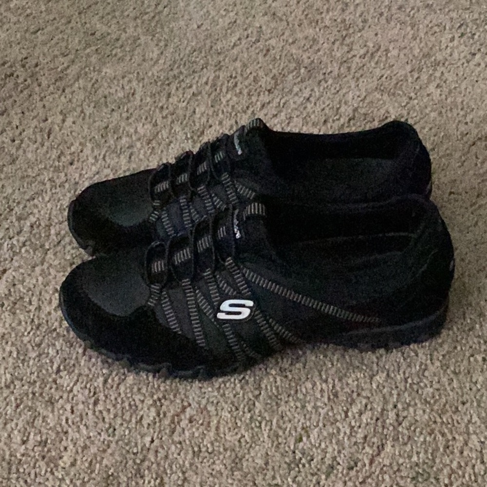 Skechers Black Casual Slip-Ons - Picture 2 of 4